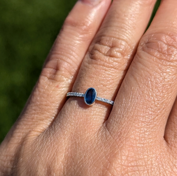 14K White Gold Sapphire and Diamond Ring - Picture 6 of 8